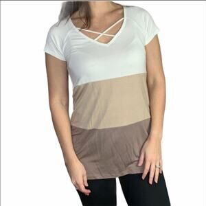 Short sleeve color block tan white medium